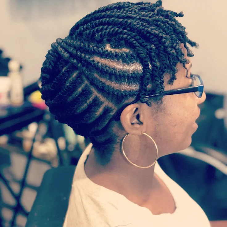 Formule précieuse
soin+shampoing+coiffure pour cheveux afro sans rajout